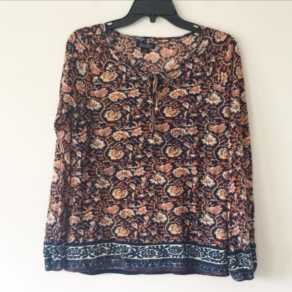 Lucky grand linen blend floral blouse Small woman
